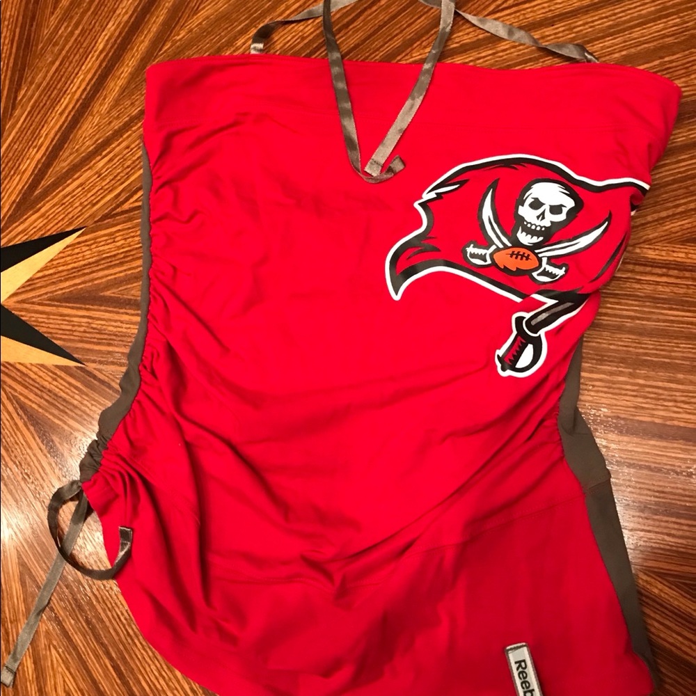 Reebok Tampa Bay Bucs top